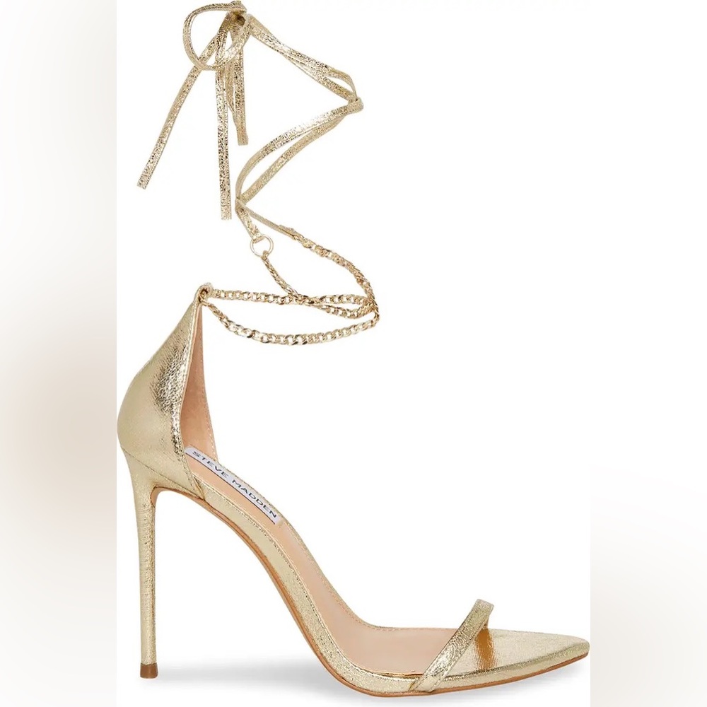 Gorgeous gold Steve Madden heels